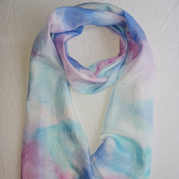 100% Silk scarf - Picture 1 of 1